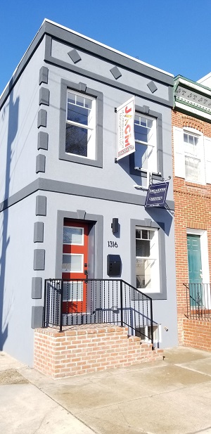 1316 S Highland Ave Outside